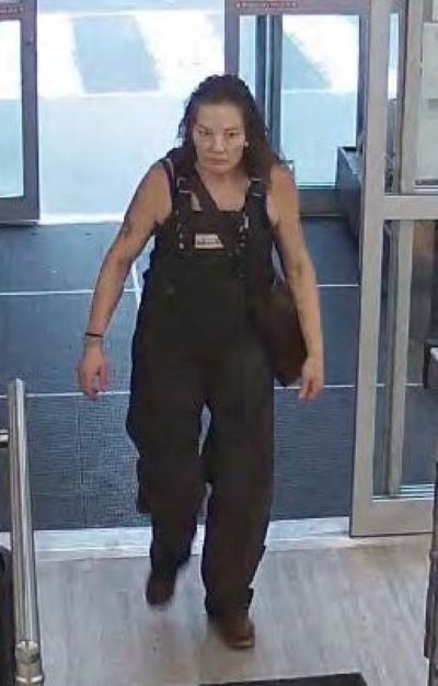 Female suspected of stealing hat from Co-op